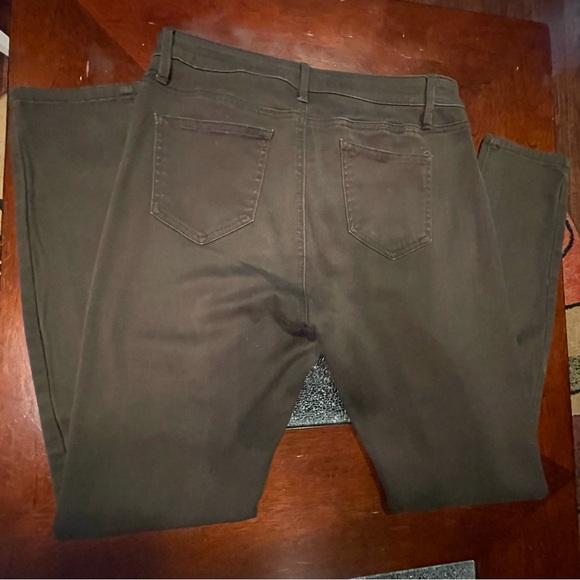 Buffalo David Bitton Green Army Stretch Mid Rise Jegging, Pocket Front seal 8/29 - Picture 12 of 12